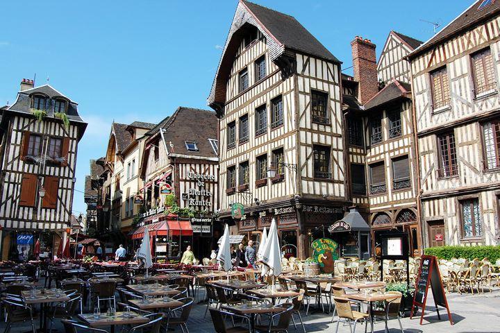 Troyes